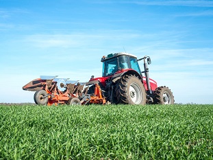 Take You on a Journey to Understand the History of Tractor Development
